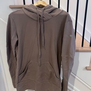 ALO Yoga Women’s Taupe long Hoodie